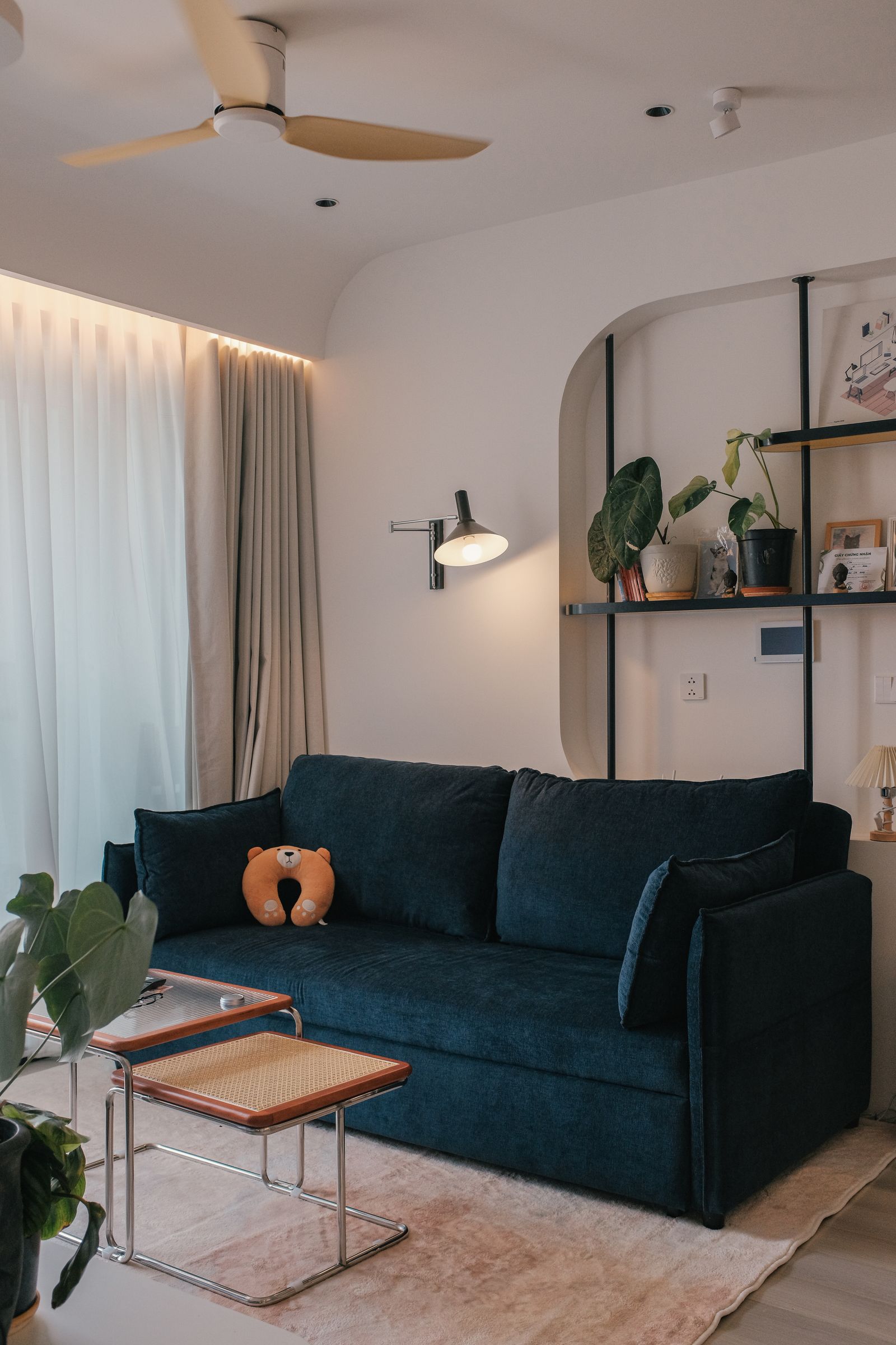Woonkamer met houten vloer